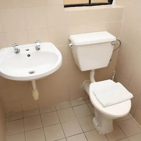 Nsts 60 Student Residence Хостел