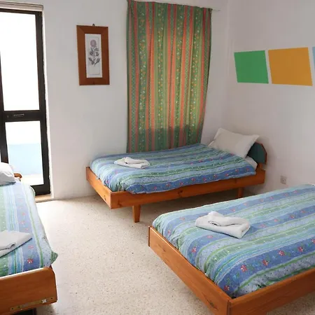 Nsts 60 Student Residence Хостел *