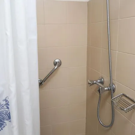 Nsts 60 Student Residence Хостел *