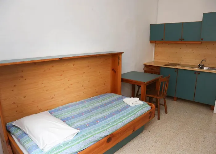 Nsts 60 Student Residence