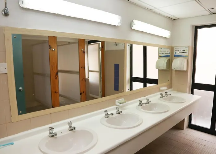 Nsts 60 Student Residence Ostello Sliema