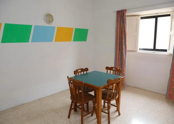 Nsts 60 Student Residence Vandrarhem Sliema