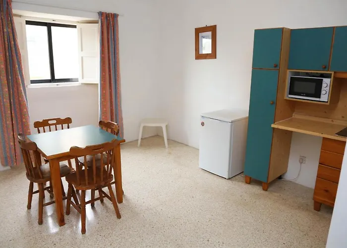 Nsts 60 Student Residence * Sliema