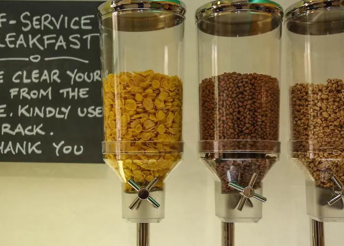 히버니아 레지던스 & 호스텔 호스텔 *